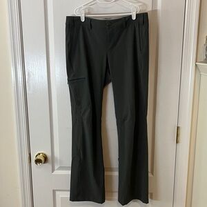 Deluxe REI hiking Pants with all the bells & whistles